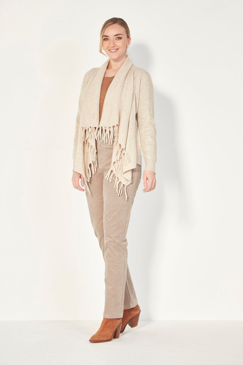 Misty Cardi - Bone