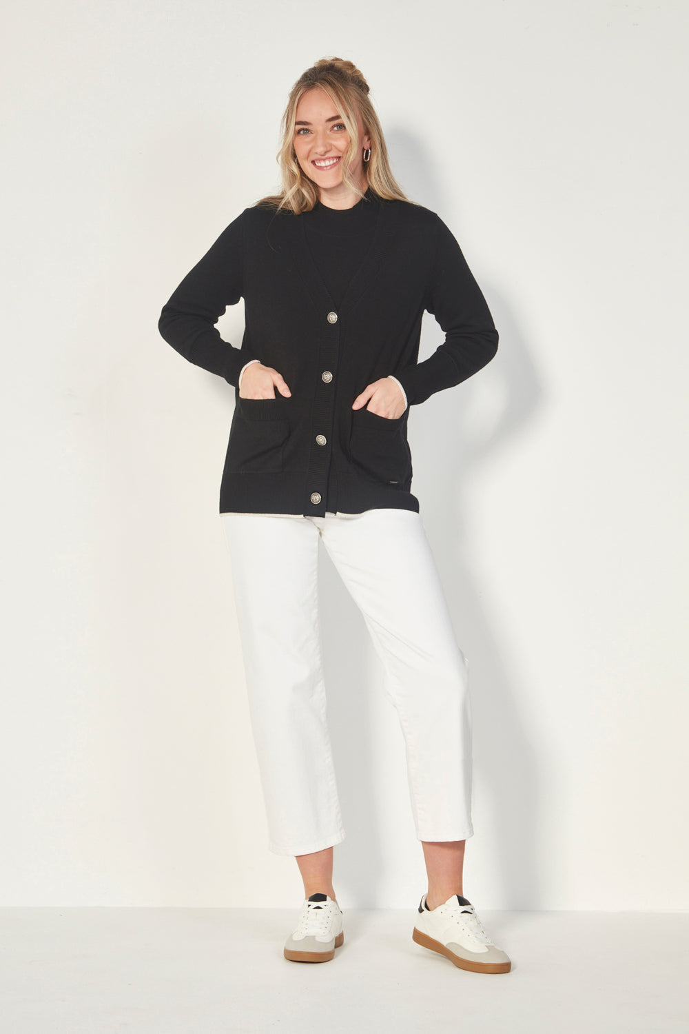 Oblige Cardi - Black
