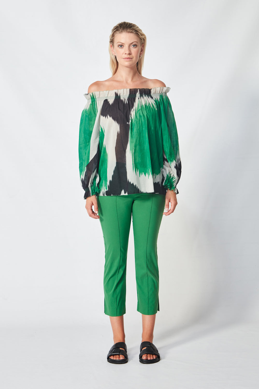 Acrobat 7/8 Pant - Apple