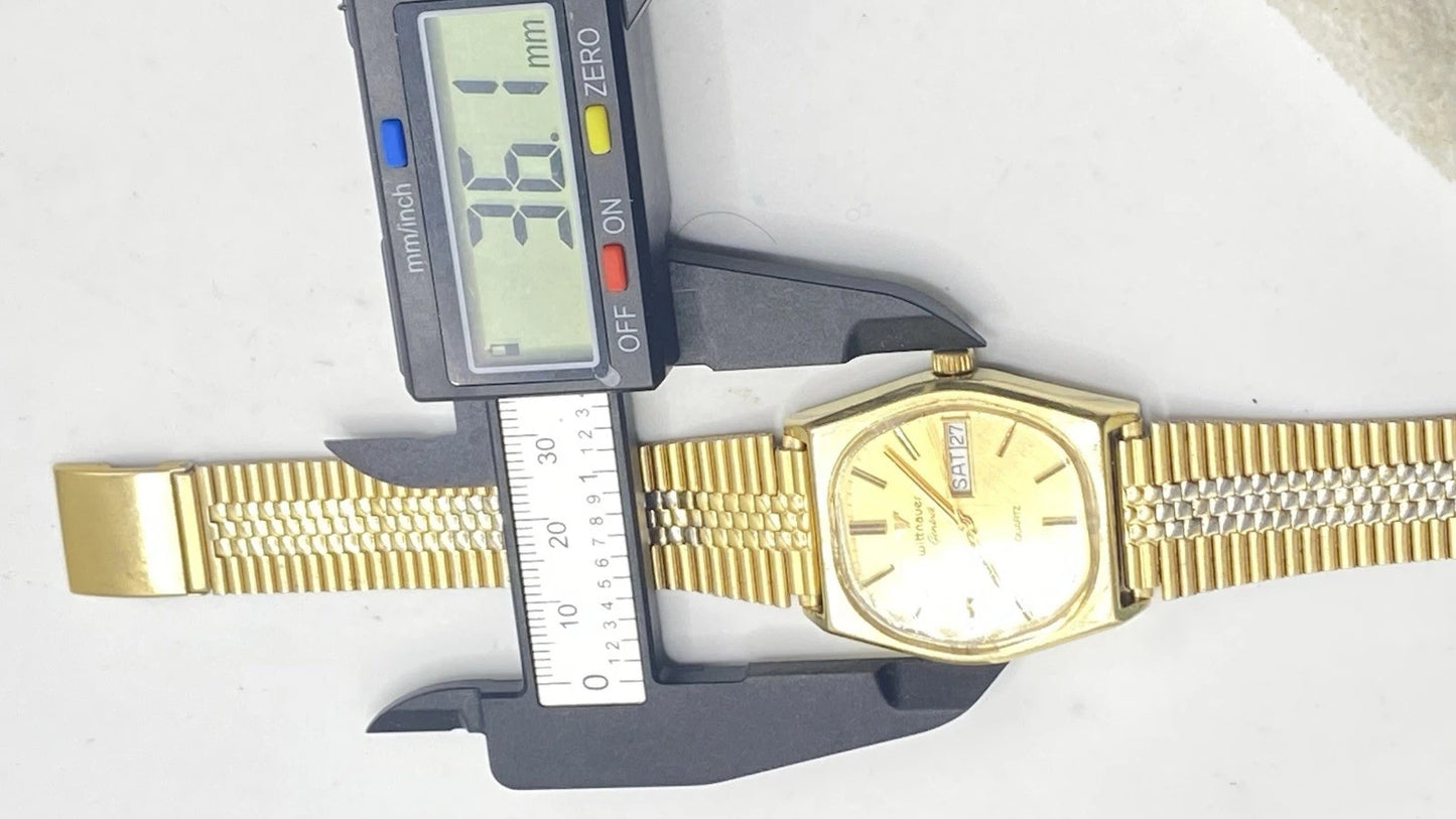 Vintage Mens Wittnauer Geneve Quartz Swiss Movement Gold Tone Watch