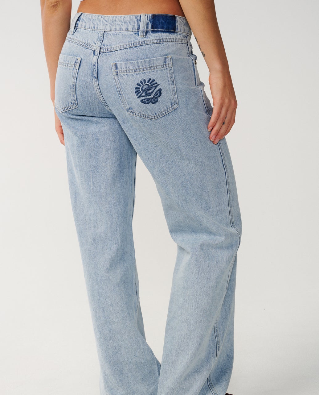 AGGIE RELAXED JEANS