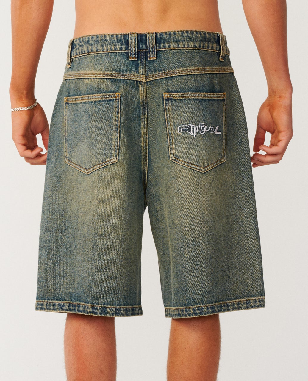 ARCHIVE DIRTY DENIM WALKIE 23