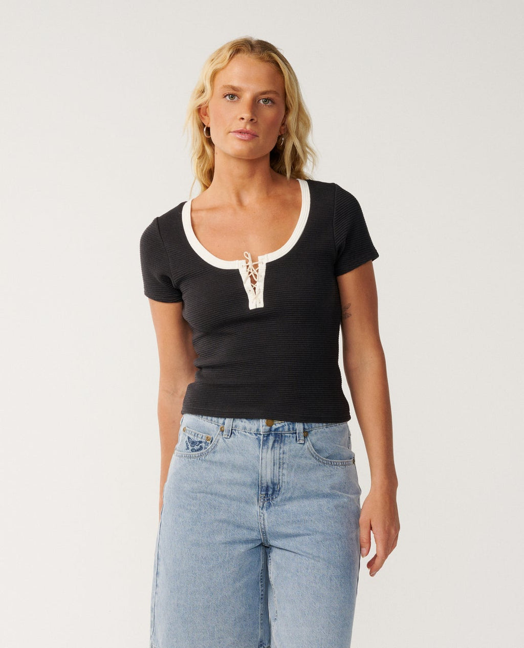 RETRO SWELL TEE