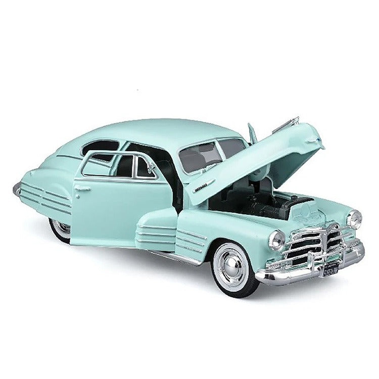 Maisto 32921 1948 Chevrolet Fleetline Aerosedan 1:24 Light Green