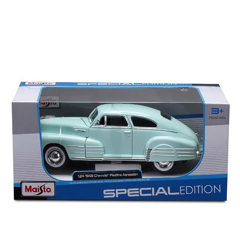 Maisto 32921 1948 Chevrolet Fleetline Aerosedan 1:24 Light Green