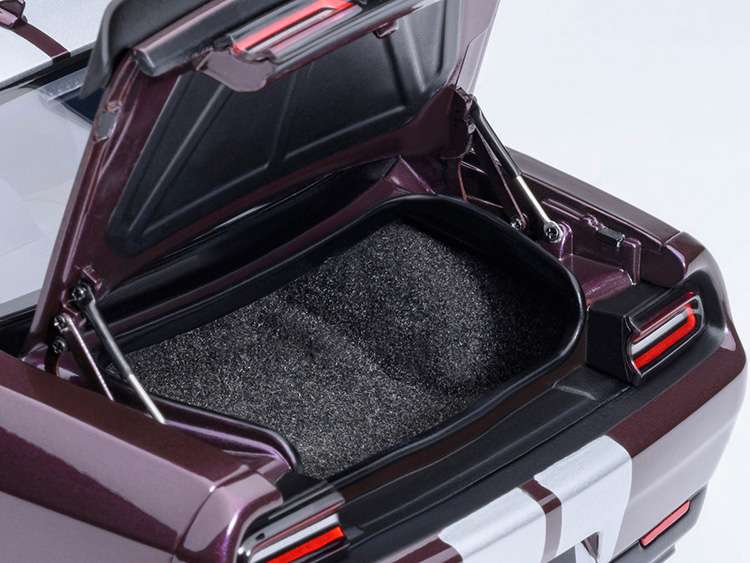 AUTOart 71762 2022 Dodge Challenger SRT Jailbreak 1:18 Hellraisin / Purple