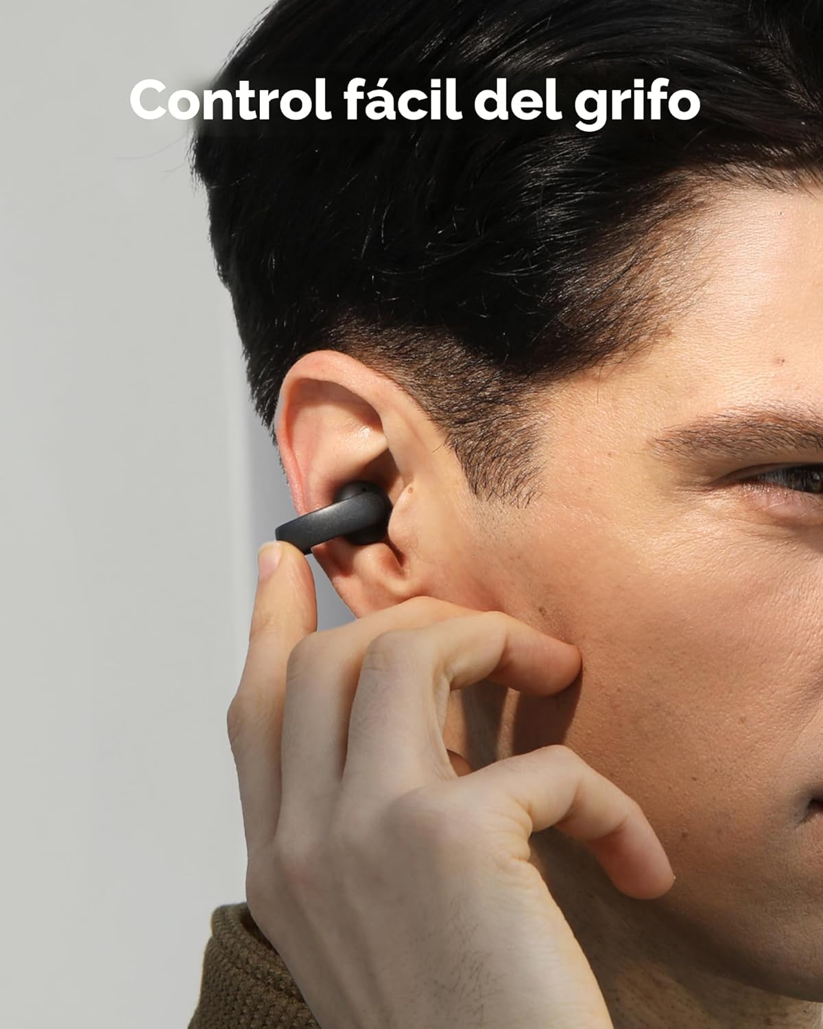 Soundcore AeroClip by Anker, auriculares de oreja abierta, auriculares con clip, comodidad adaptativa, llamadas claras con 4 micrófonos e IA, ajuste estable, controladores de 0.472 in para graves
