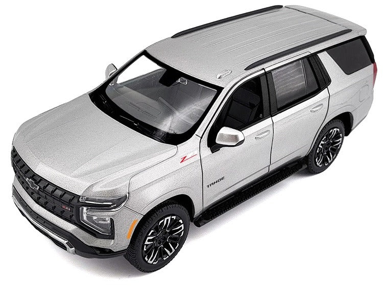 Motormax 79392 Timeless 2025 Chevrolet Tahoe Z71 1:24 – 1:25 Sterling Grey