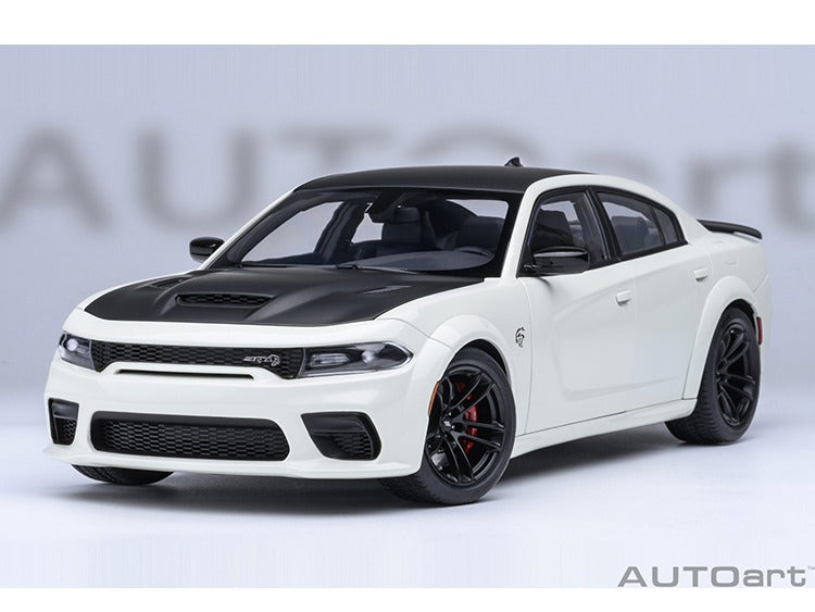 AUTOart 71751 Dodge Charger SRT Hellcat Redeye 1:18 Knuckle White