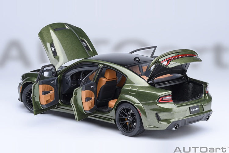 AUTOart 71752 Dodge Charger SRT Hellcat Redeye 1:18 F8 Green