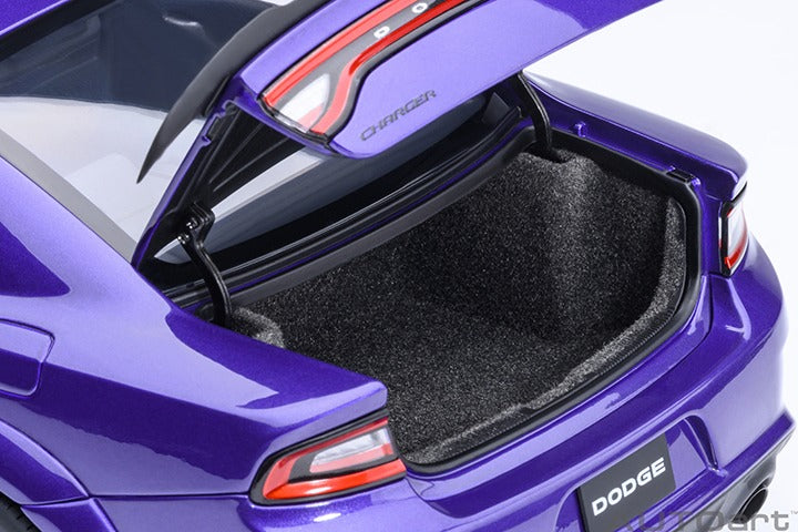 AUTOart 71757 Dodge Charger Scat Pack Widebody 1:18 Plum Crazy Purple