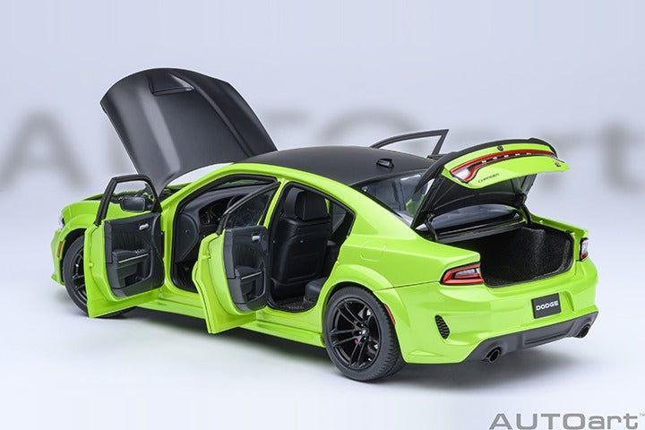 AUTOart 71758 Dodge Charger Scat Pack Widebody 1:18 Sublime Lime Green
