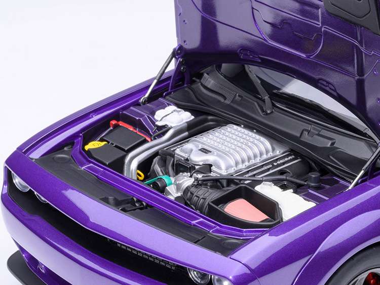AUTOart 71768 2023 Dodge Challenger SRT Super Stock 1:18 Plum Crazy / Purple