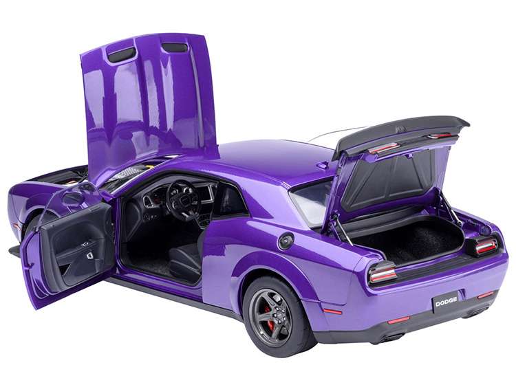 AUTOart 71768 2023 Dodge Challenger SRT Super Stock 1:18 Plum Crazy / Purple