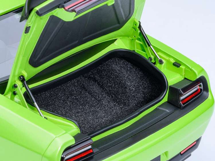 AUTOart 71769 2023 Dodge Challenger SRT Super Stock 1:18 Sublime / Green