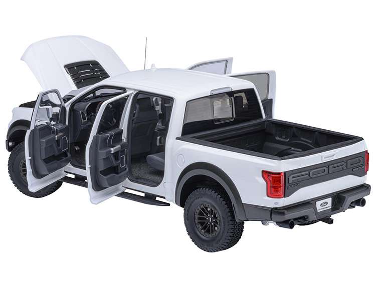 AUTOart 72946 2019 Ford F-150 Raptor Supercrew Pick Up Truck 1:18 Oxford White