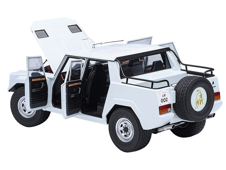 AUTOart 74549 Lamborghini LM002 1:18 Bianco Polo Park White