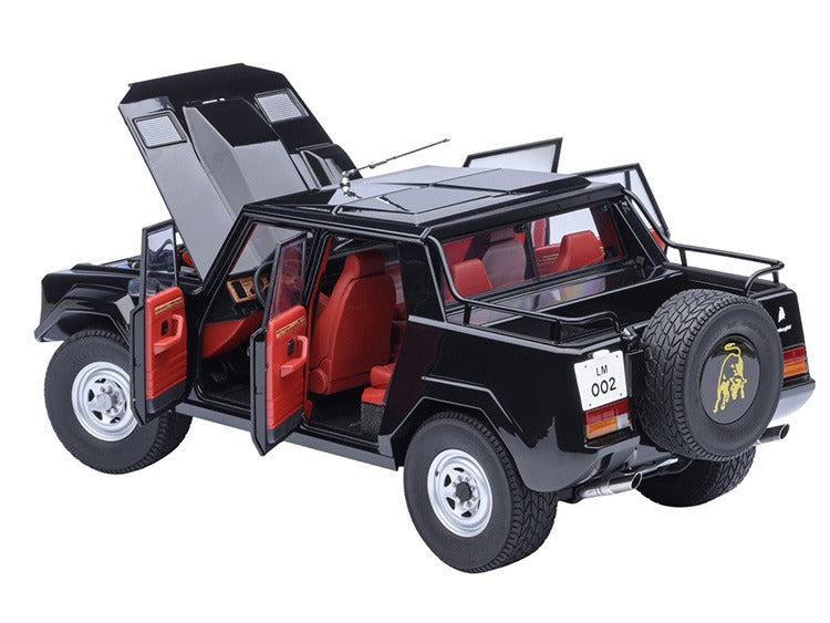 AUTOart 74550 Lamborghini LM002 1:18 Nero Tenebre Black