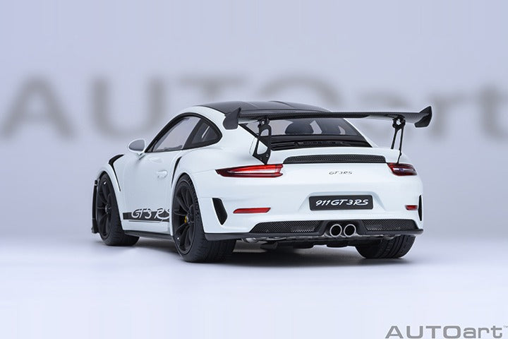 AUTOart 78176 Porsche 911 (991.2) GT3 RS Weissach Package 1:18 White