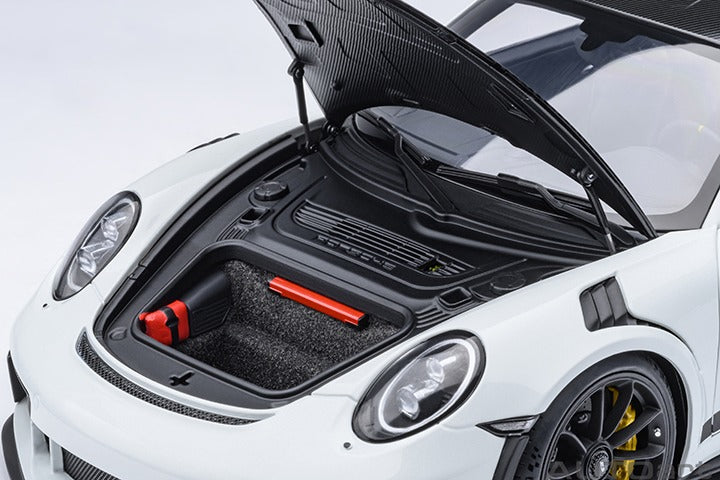AUTOart 78176 Porsche 911 (991.2) GT3 RS Weissach Package 1:18 White