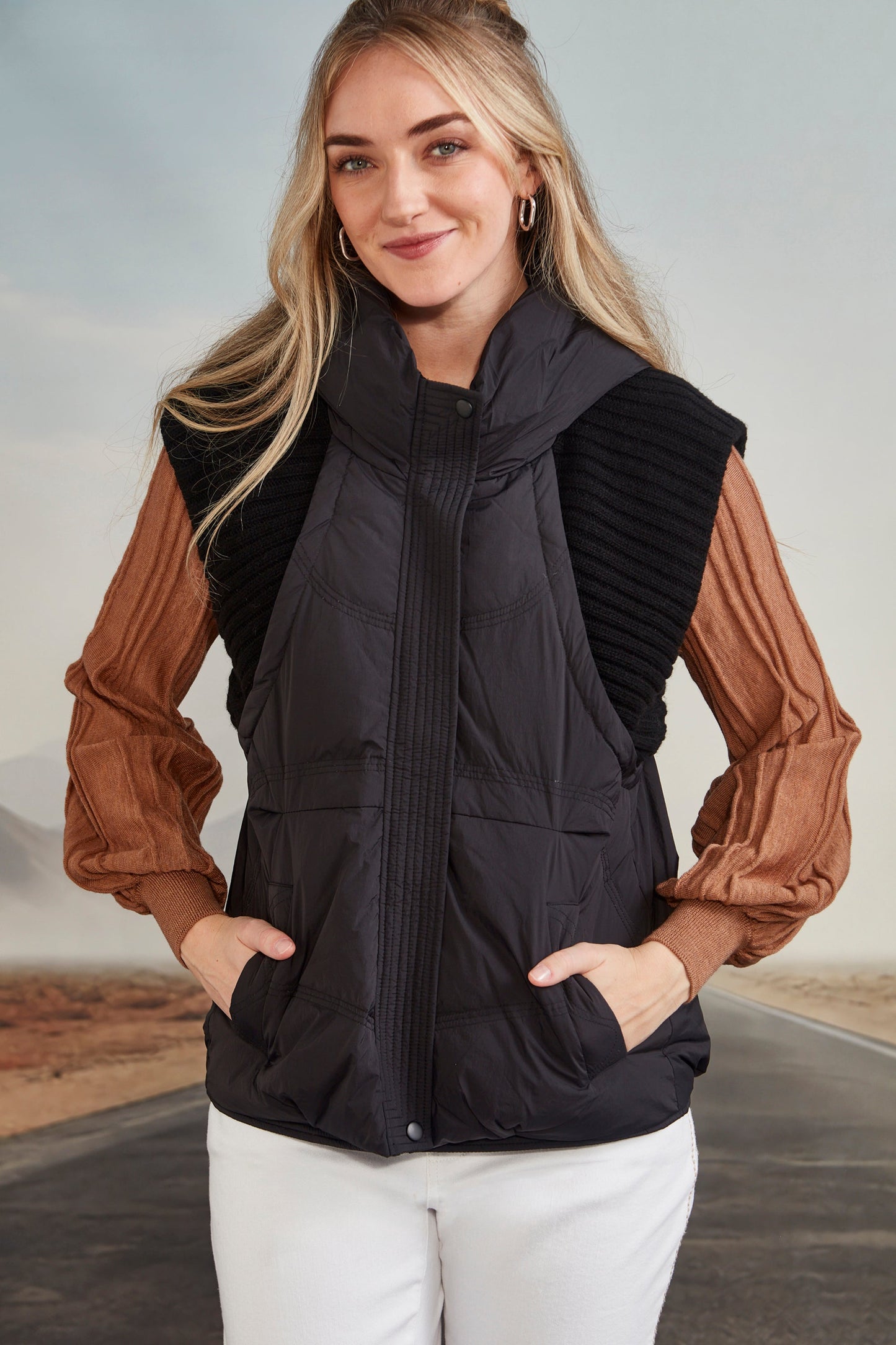 Black Chaka Vest - Free Shipping | Versatile, Breathable Athletic Wear