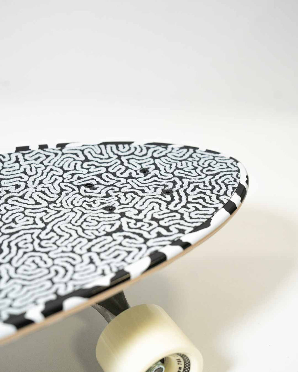Anemone 34.5&Prime; Pukas x Yow Surfskate