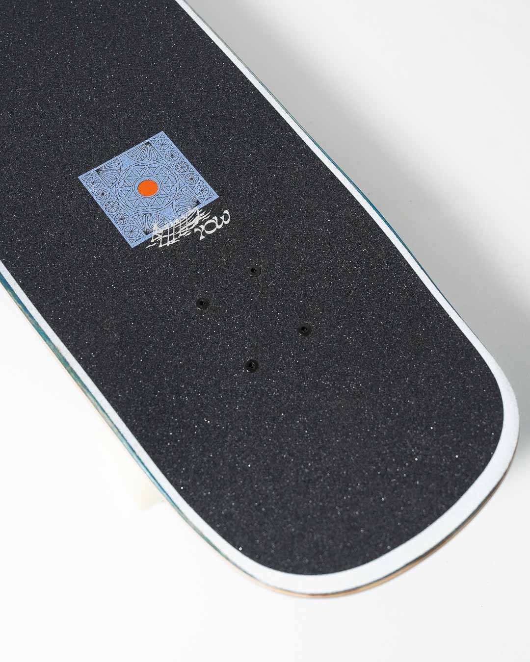 Mundaka 32&Prime; High Performance Series Yow Surfskate