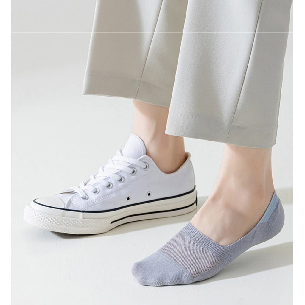 NO-SLIP LOAFER SOCKS