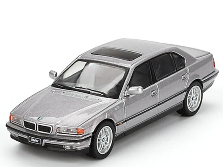 Mini GT MGT00792 BMW 750IL 1:64 Aspen Silver Metallic
