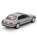 Mini GT MGT00792 BMW 750IL 1:64 Aspen Silver Metallic