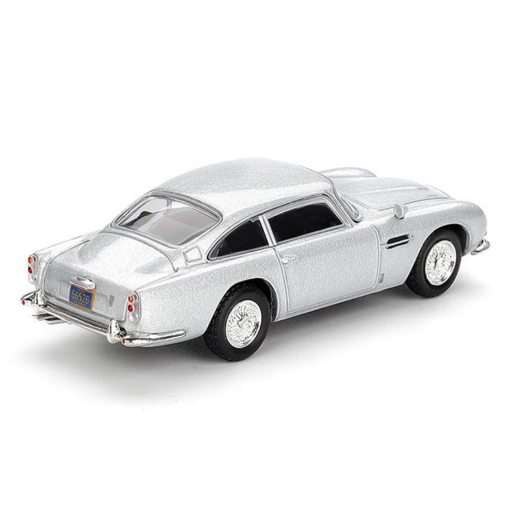 Mini GT MGT00909 James Bond 007 Casino Royale Aston Martin DB5 1:64 Silver