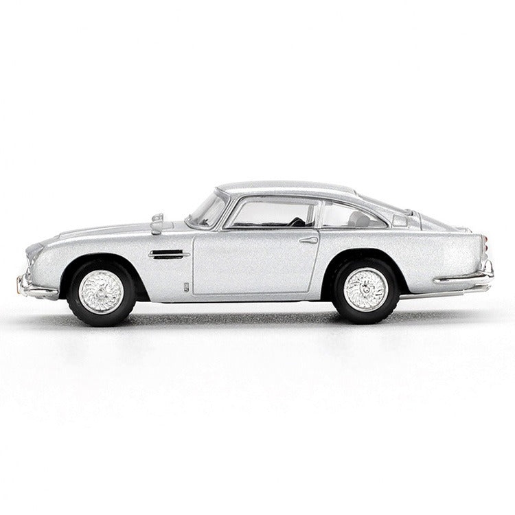 Mini GT MGT00909 James Bond 007 Casino Royale Aston Martin DB5 1:64 Silver