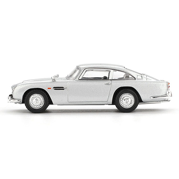 Mini GT MGT00913 Aston Martin DB5 James Bond 007 Skyfall English Packaging 1:64 Silver