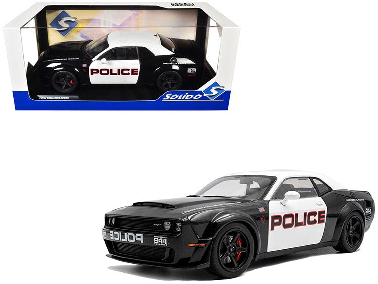 Solido S1805715 Dodge Challenger R/T Scat Pack Widebody Police Car 1:18 Black / White