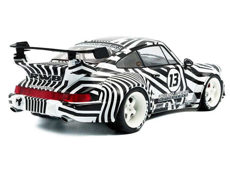 Solido S1807513 2022 Porsche RWB Body Kit 1:18 The Zebra Camouflage