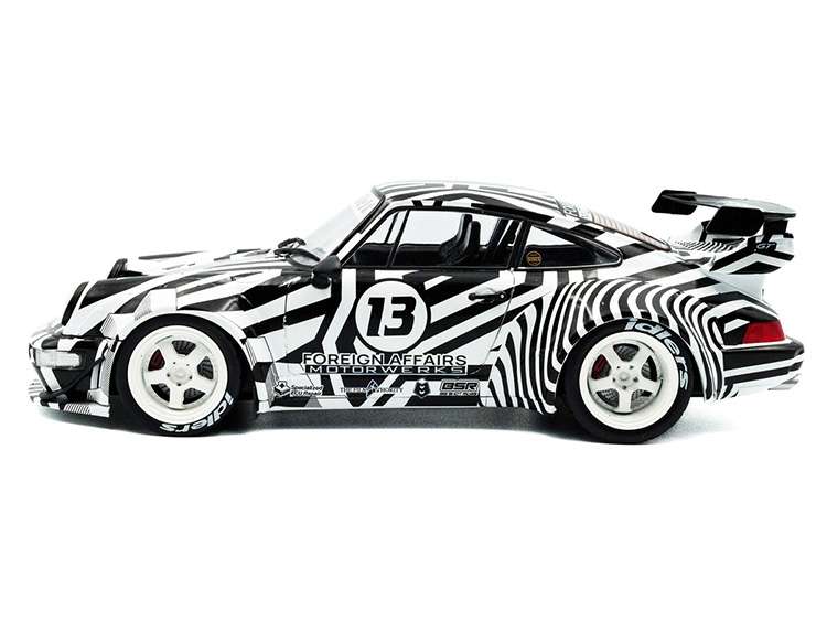 Solido S1807513 2022 Porsche RWB Body Kit 1:18 The Zebra Camouflage