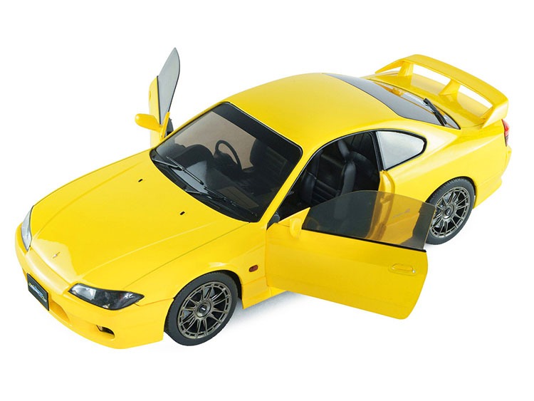 Solido S1812206 1999 Nissan Silvia (S15) Spec-R Aero 1:18 Lightning Yellow