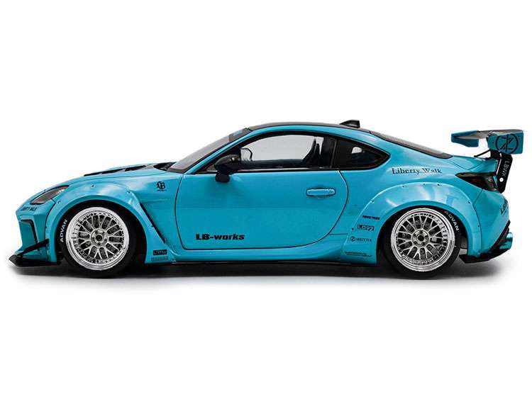 Solido S1813601 2024 Toyota GR86 LBWK Liberty Walk Body Kit 1:18 Baby Blue