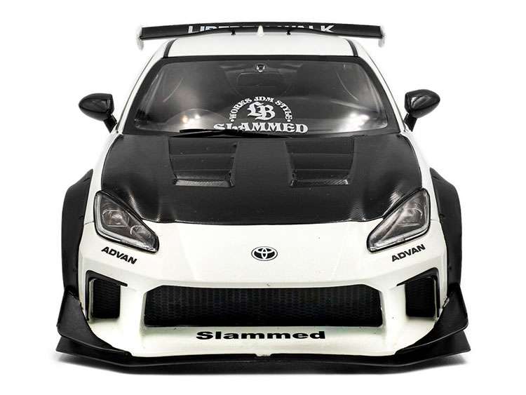 Solido S1813602 2024 Toyota GR86 LBWK Body kit 1:18 Pearl White / Carbon Hood