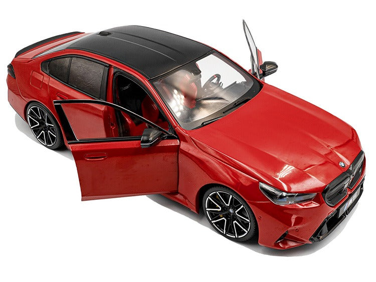 Solido S1814702 2025 BMW M5 1:18 Fire Red