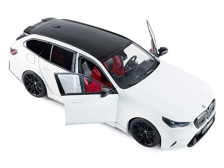 Solido S1814802 2025 BMW M5 Touring 1:18 Alpine White