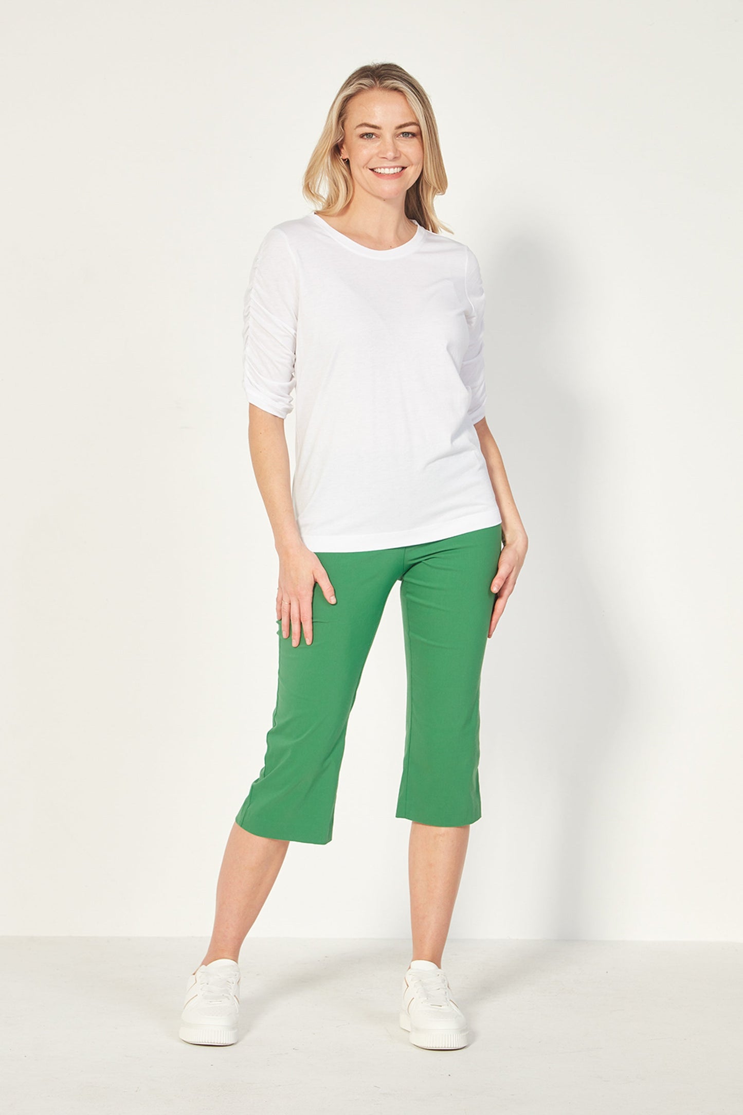 Acrobat 3/4 Pant - Apple
