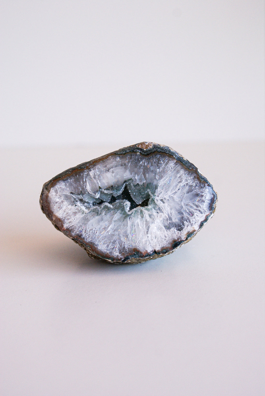 GEODINO DE ÁGATA CRISTALIZADA