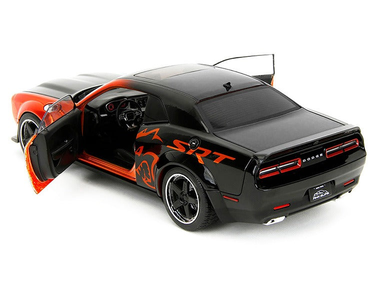 Jada 35722 Pink Slips 2015 Dodge Challenger SRT Hellcat 1:18 Orange / Black
