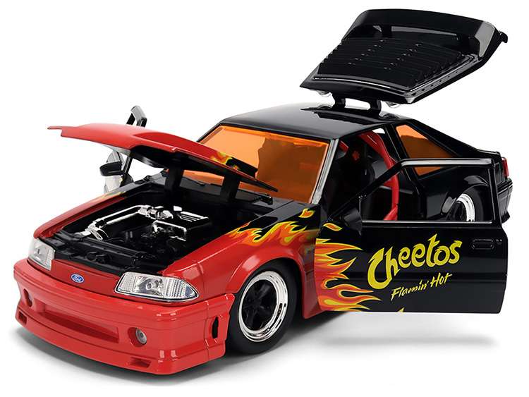 Jada 36255 Hot Cheetos 1989 Ford Mustang GT 1:24 with Chester Cheetah Figure