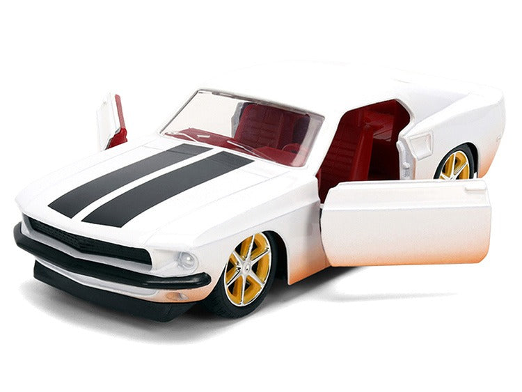 Jada 36394 Fast & Furious 25 Year Roman’s 1969 Ford Mustang 1:32 Dirty Version White