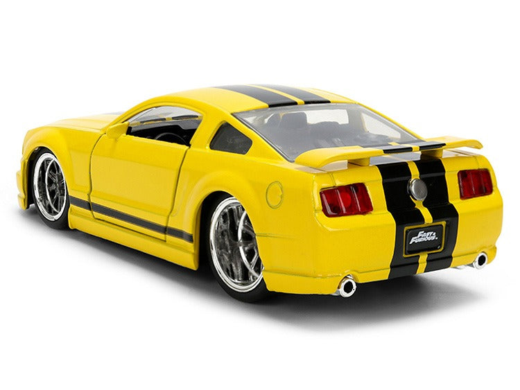 Jada 36438 Fast & Furious 25th Years 2006 Ford Mustang GT 1:32 Yellow with Black Stripes