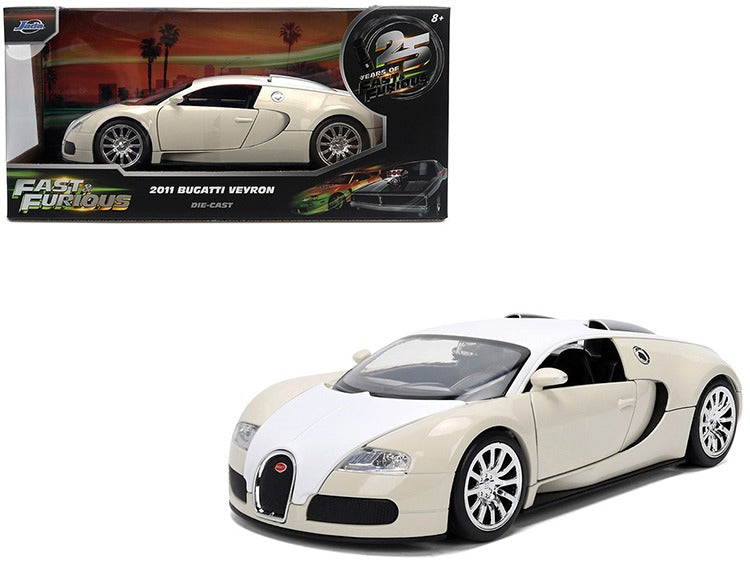 Jada 36476 25 Years Fast & Furious 2011 Bugatti Veyron 1:24 White / Tan