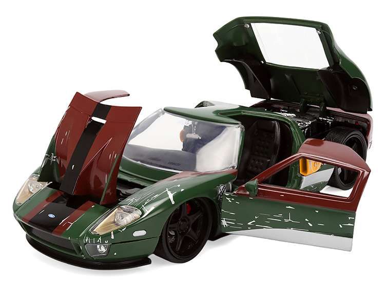 Jada 36909 Star War 2005 Ford GT with Boba Fett Figure Weathered Green