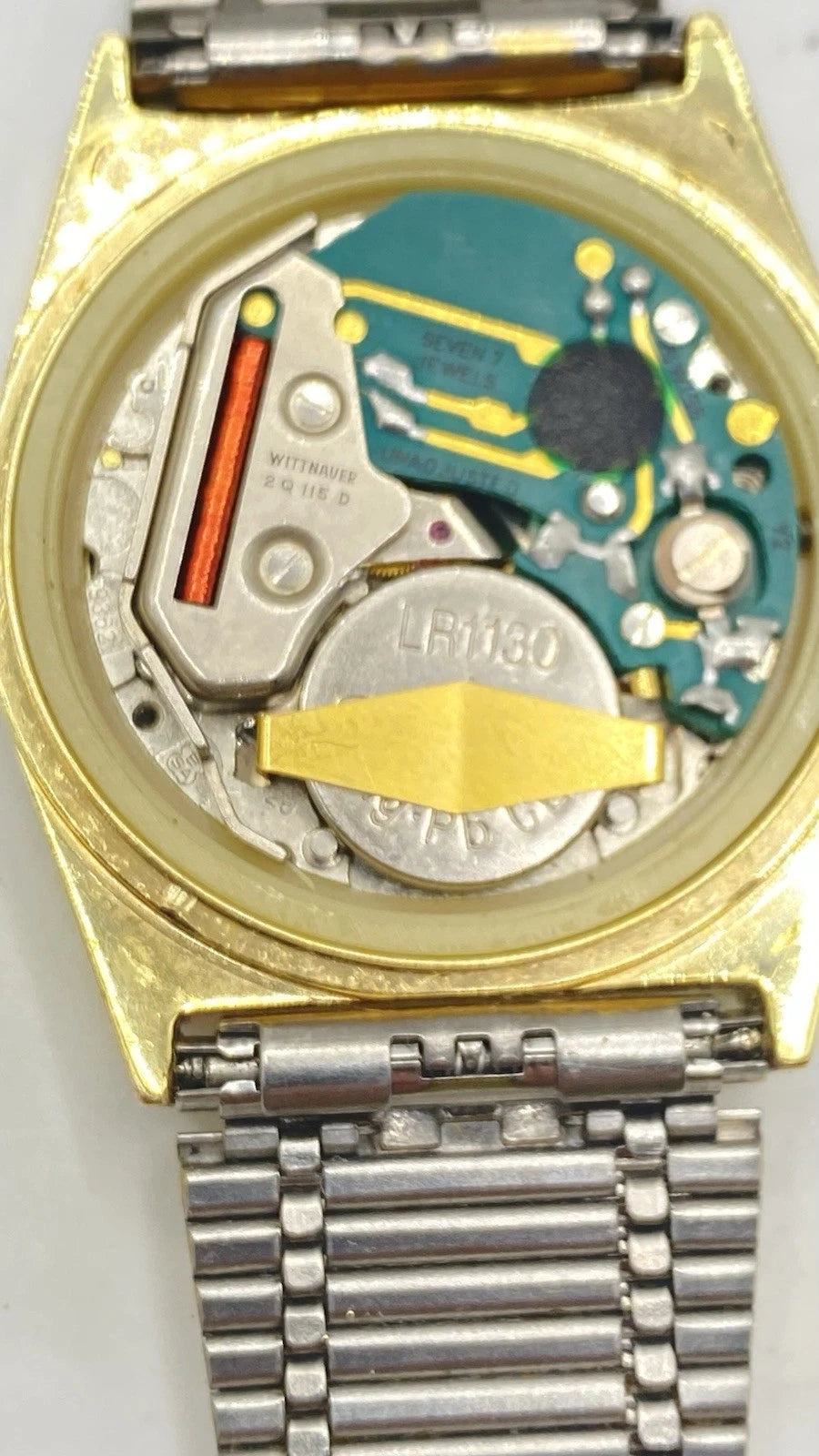 Vintage Mens Wittnauer Geneve Quartz Swiss Movement Gold Tone Watch